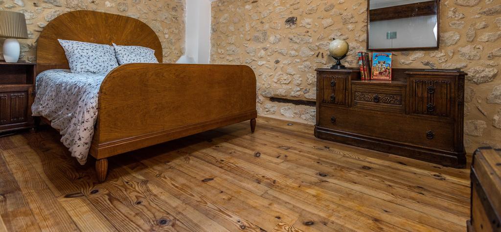 Chambres D'Hotes Le Relais Des Remparts Rions Buitenkant foto